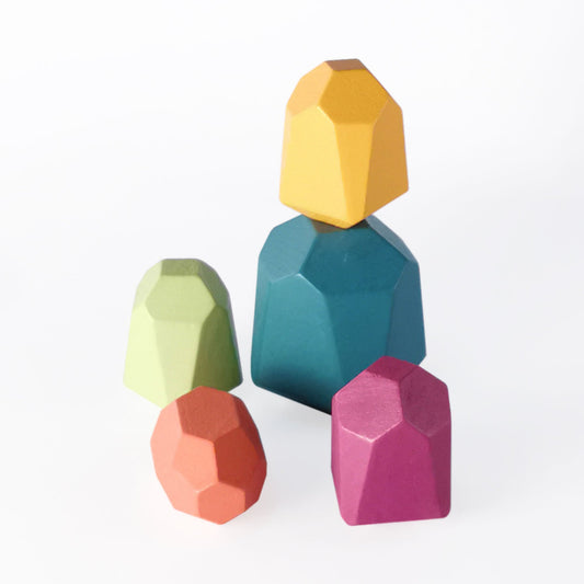 5x Wooden stacking toy stones